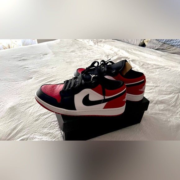 Air Jordan Low 1  SOLD - Picture 3 of 3